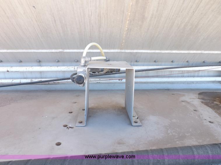 image for item I8400 2003 Pinson feed body trailer