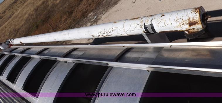 image for item I8400 2003 Pinson feed body trailer