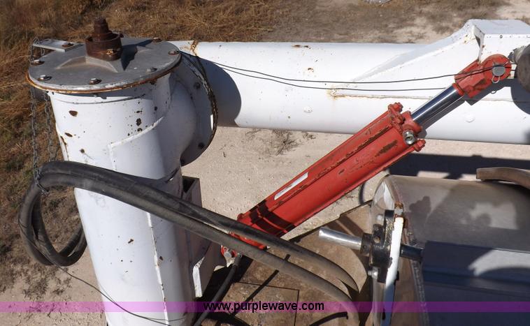 image for item I8400 2003 Pinson feed body trailer