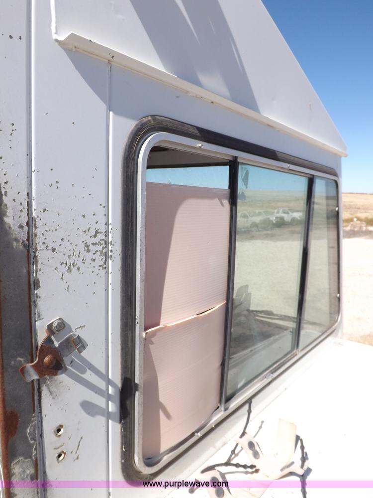 image for item I8404 2004 Ottawa Commando 30 yard truck