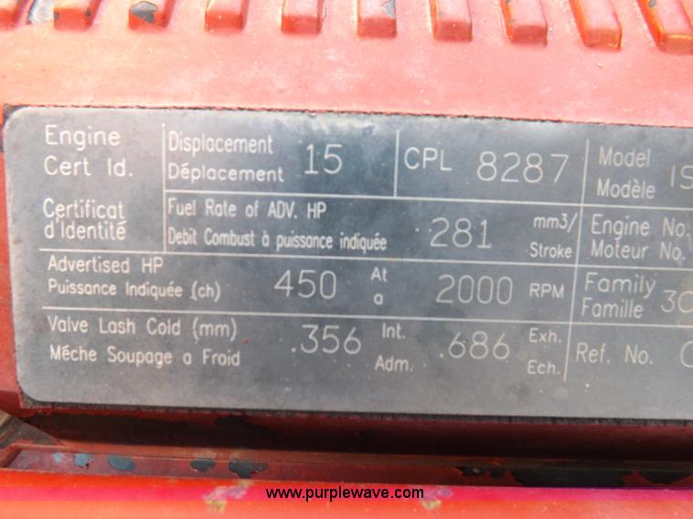 image for item I8405 2004 International 9200i semi truck