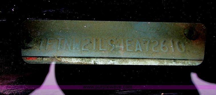 image for item AH9990 2004 Ford F250 Super Duty XL Crew Cab pickup truck