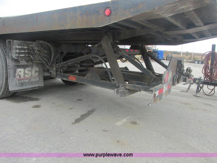 image for item AN9148 2007 Freightliner Business Class M2 rollback truck