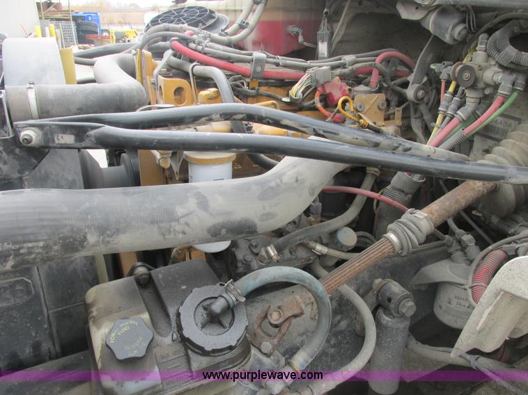 image for item AN9148 2007 Freightliner Business Class M2 rollback truck