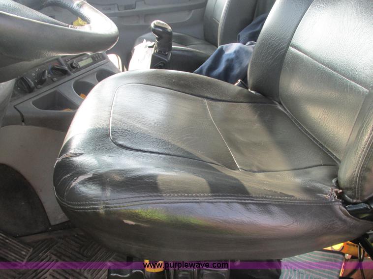 image for item AN9150 2007 Freightliner Columbia semi truck