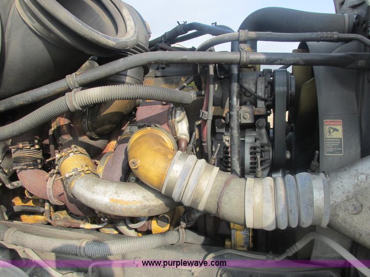 image for item AN9150 2007 Freightliner Columbia semi truck