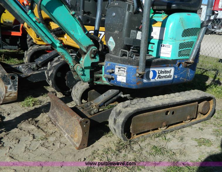 image for item AZ9034 2007 IHI 9NX2 mini excavator