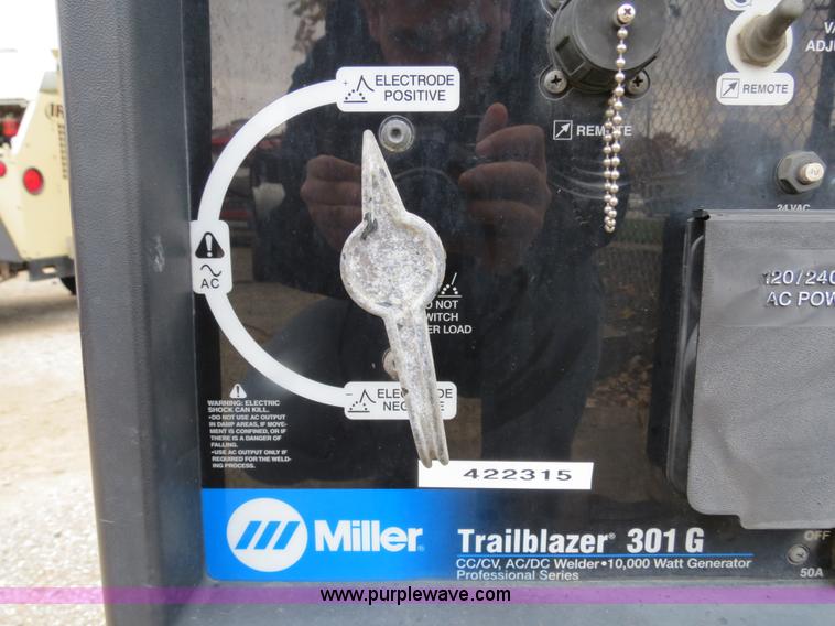 image for item B4776 2002 Miller Trailblazer 301G welder/generator