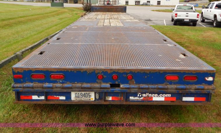 image for item B5981 2007 Trail-Eze TE80XT Hydratail trailer