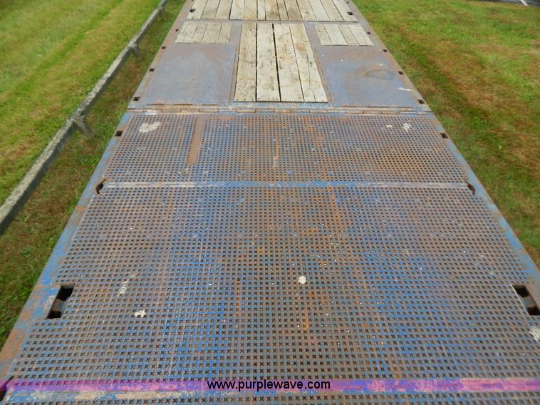 image for item B5981 2007 Trail-Eze TE80XT Hydratail trailer