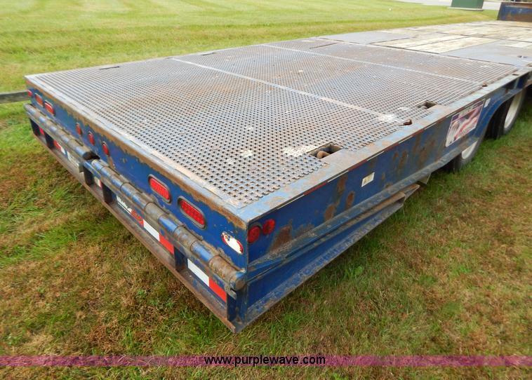 image for item B5981 2007 Trail-Eze TE80XT Hydratail trailer