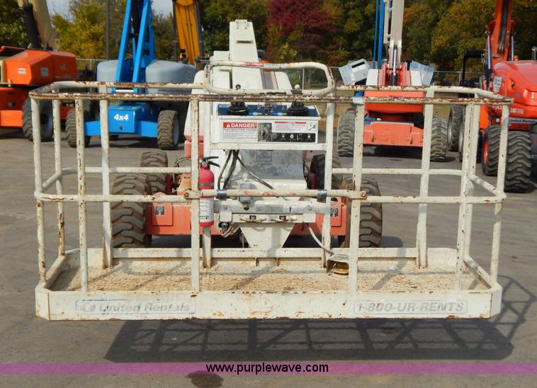 image for item B5984 2007 Snorkel TB42DZ boom lift