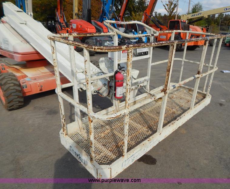 image for item B5984 2007 Snorkel TB42DZ boom lift