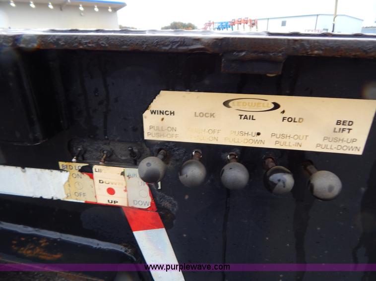 image for item B5987 2005 Ledwell LW53 HT3-10-PB Hydratail triple axle trailer