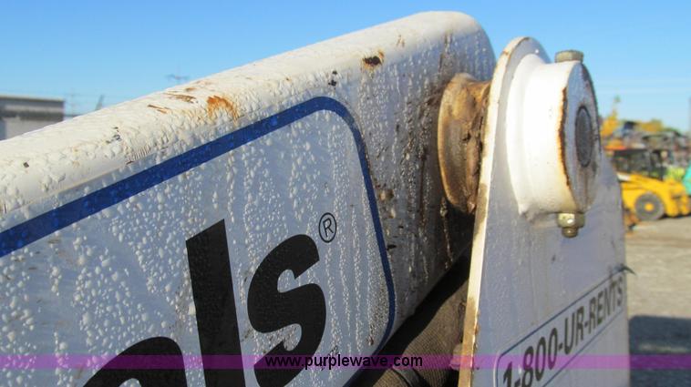 image for item G2167 2008 Bobcat S130 skid steer