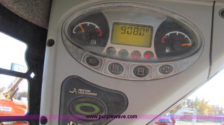 image for item G2167 2008 Bobcat S130 skid steer