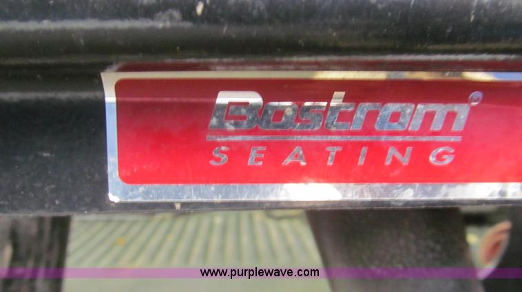 image for item G2171 2006 Freightliner Columbia semi truck