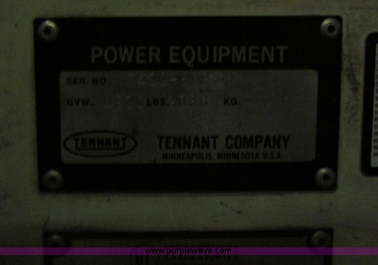 image for item G9203 2006 Tenant 7400 ride-on floor scrubber