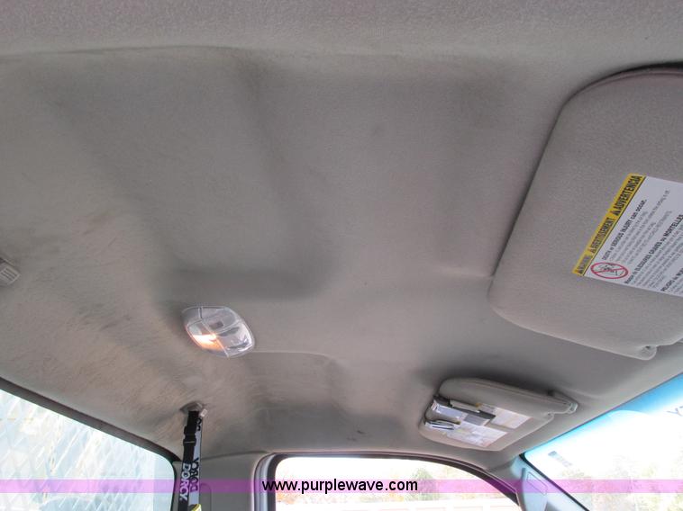 image for item G9397 2008 Ford F550 Super Duty service truck with crane