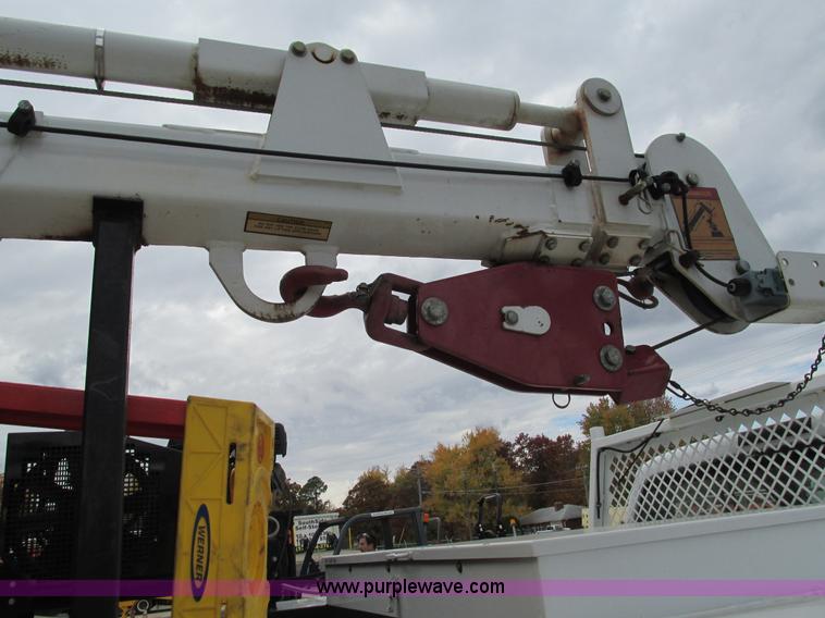 image for item G9397 2008 Ford F550 Super Duty service truck with crane