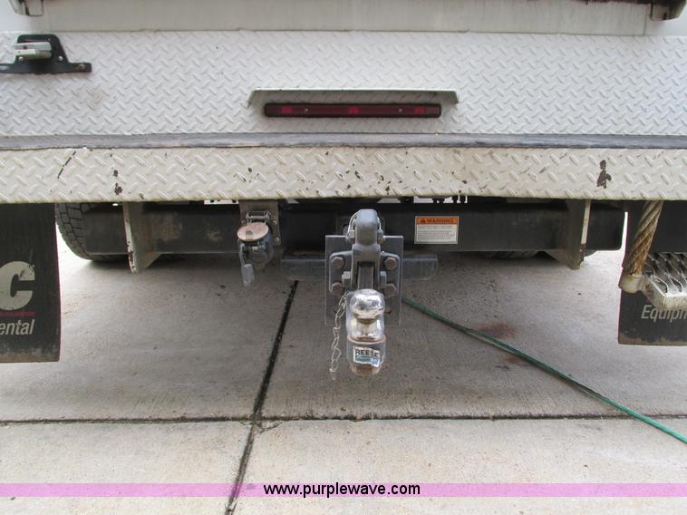 image for item G9397 2008 Ford F550 Super Duty service truck with crane