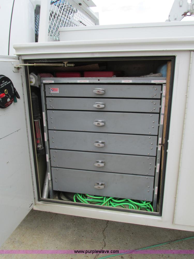 image for item G9397 2008 Ford F550 Super Duty service truck with crane