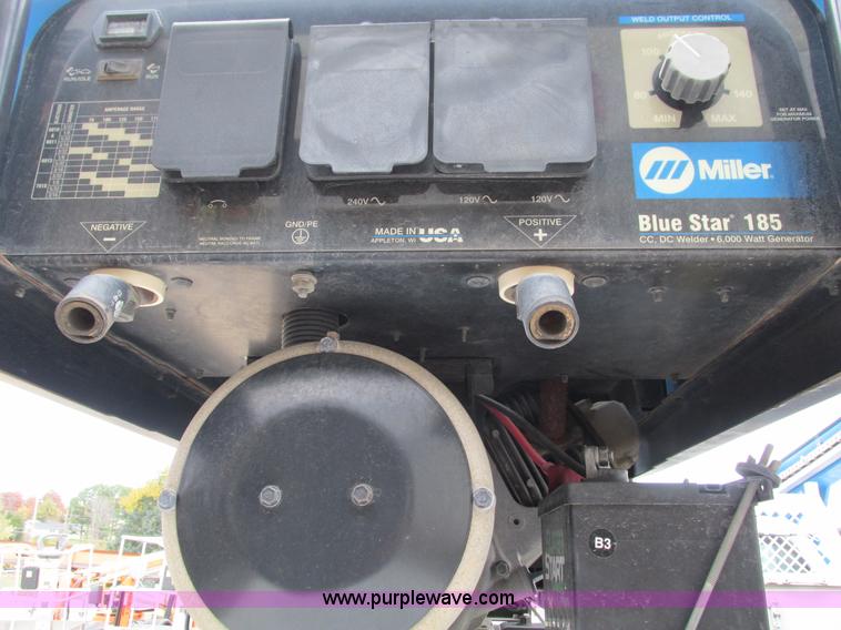 image for item G9397 2008 Ford F550 Super Duty service truck with crane