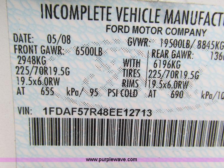 image for item G9397 2008 Ford F550 Super Duty service truck with crane