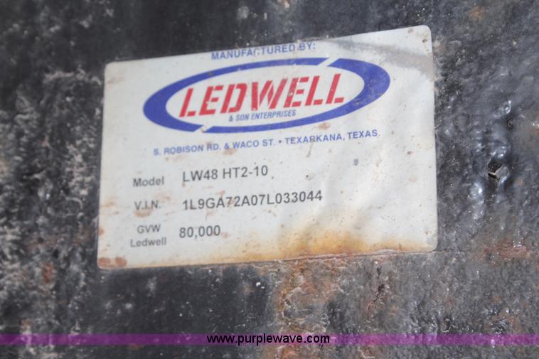 image for item H7936 2007 Ledwell 48' hydra-tail trailer