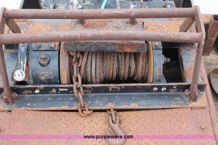 image for item H7955 2008 Ledwell LW48-HT2-10-PB Hydratail tandem axle trailer