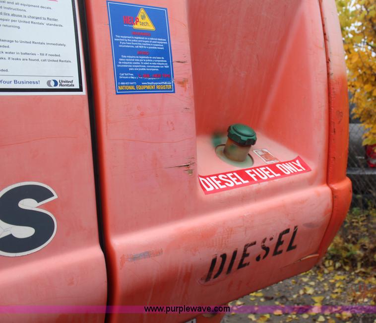 image for item H7962 2003 JLG 800S boom lift