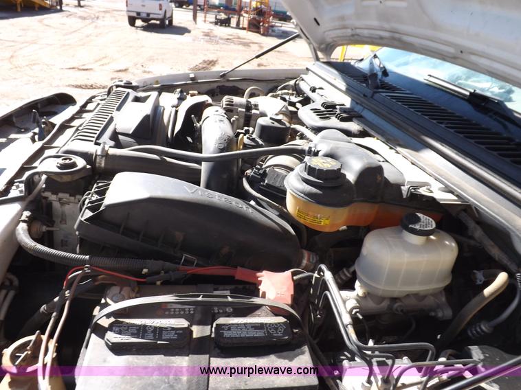 image for item I8314 2007 Ford F550 Super Duty XL service truck with crane