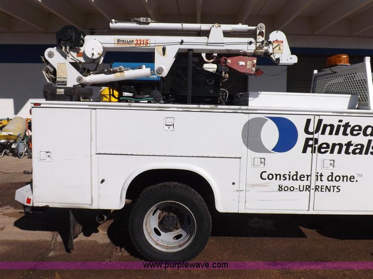 image for item I8314 2007 Ford F550 Super Duty XL service truck with crane