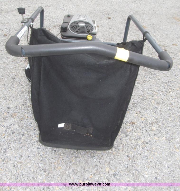 parker apv lawn vacuum