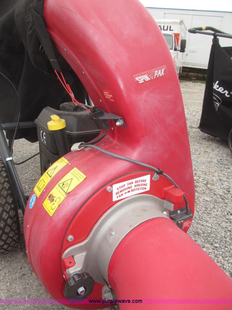 Parker VAC35 turf litter vacuum in Tecumseh, NE Item AE9410 sold