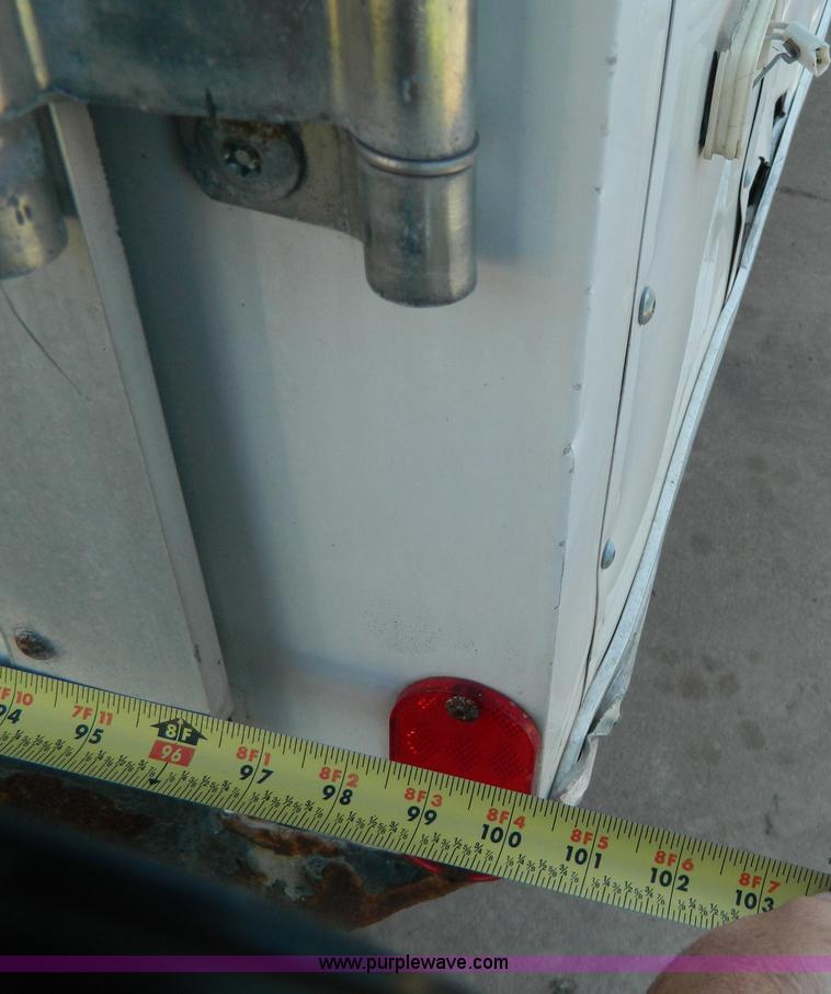 image for item AZ9114 2002 Haulmark cargo trailer