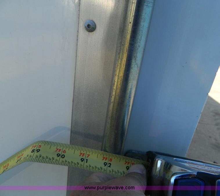 image for item AZ9114 2002 Haulmark cargo trailer