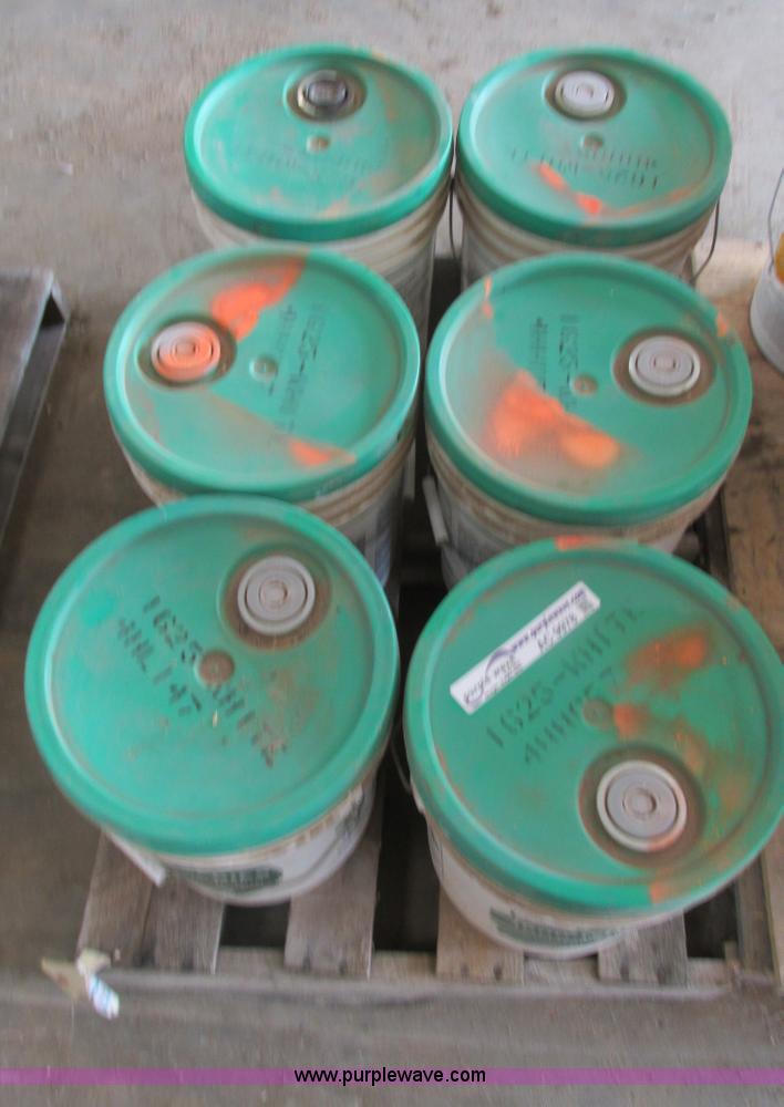 image for item B5827 Assorted concrete curing compounds and anti-spalling compound