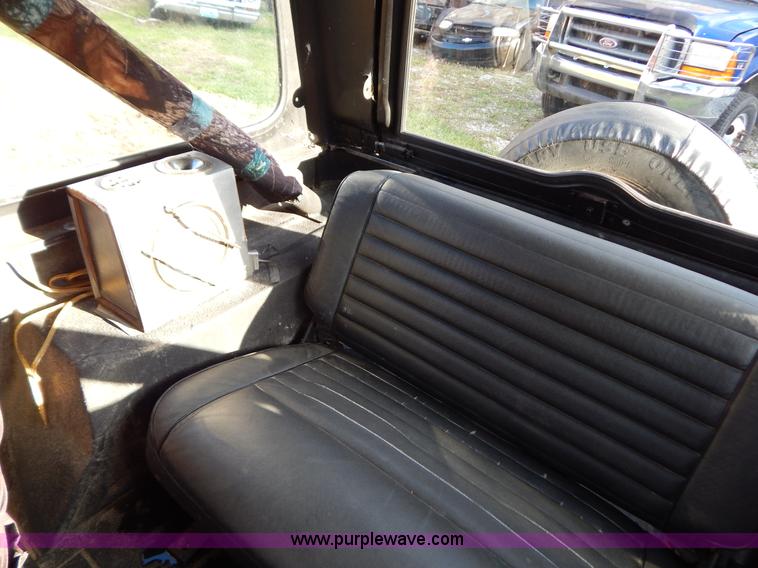 image for item B5994 1985 Jeep CJ7 SUV