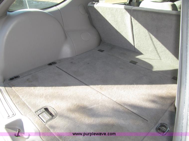 image for item E4623 2001 Ford Taurus SE wagon