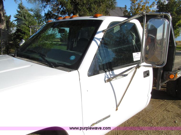 image for item E4624 1997 Chevrolet 3500 flatbed truck