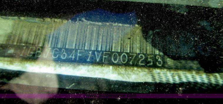 image for item E4624 1997 Chevrolet 3500 flatbed truck