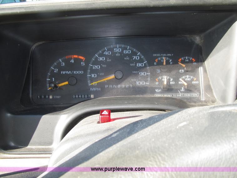 image for item E4624 1997 Chevrolet 3500 flatbed truck