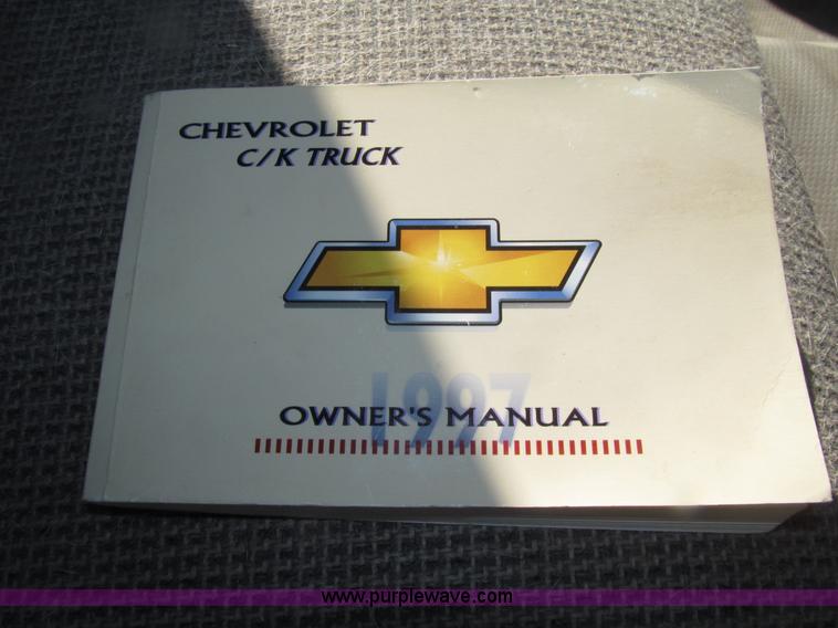 image for item E4624 1997 Chevrolet 3500 flatbed truck