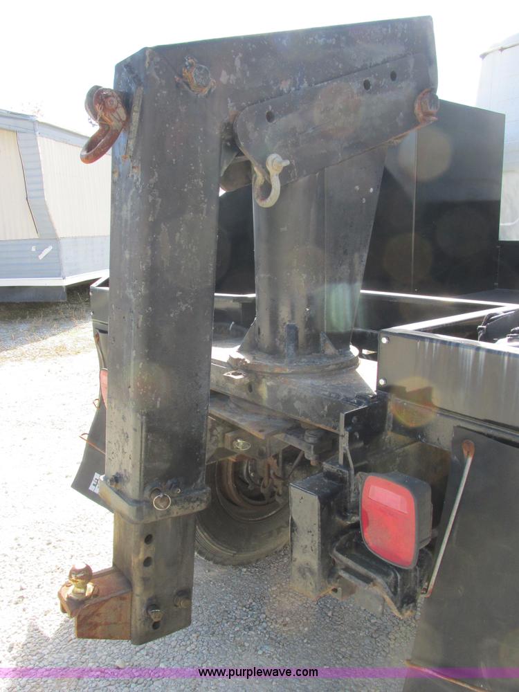 image for item E7430 1976 International Transtar II 4070B mobile home toter truck