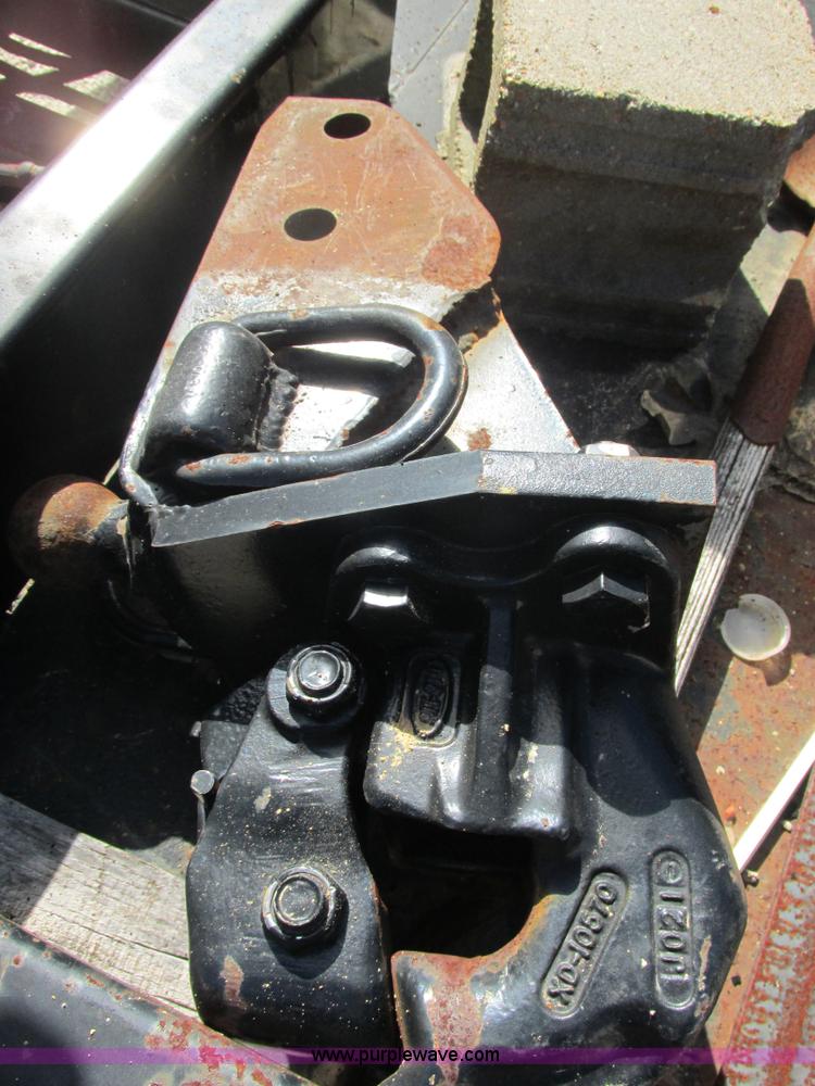 image for item E7430 1976 International Transtar II 4070B mobile home toter truck