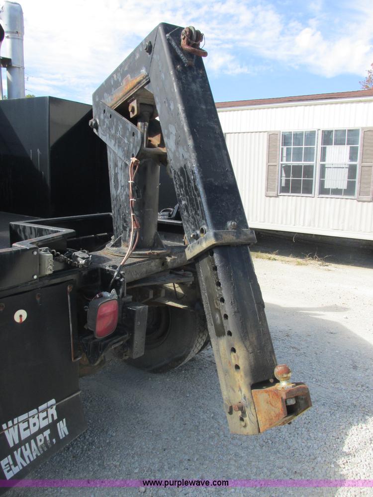 image for item E7430 1976 International Transtar II 4070B mobile home toter truck