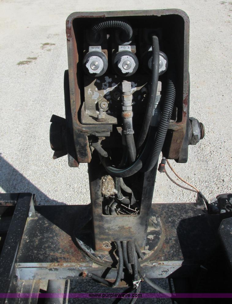 image for item E7430 1976 International Transtar II 4070B mobile home toter truck