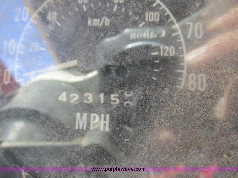 image for item E7430 1976 International Transtar II 4070B mobile home toter truck