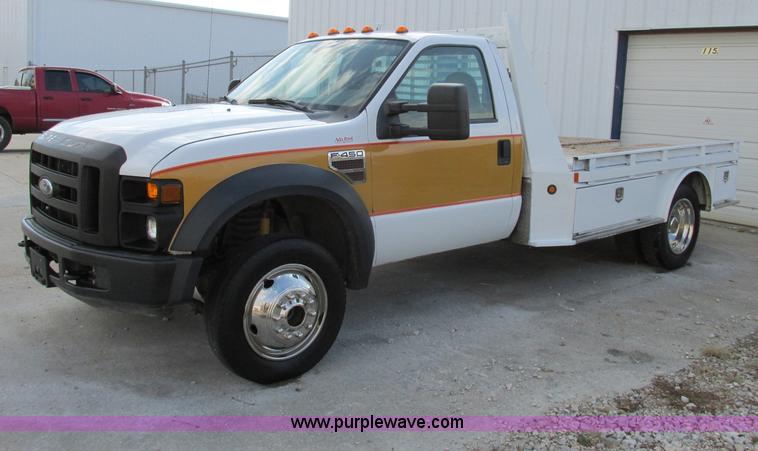 image for item F5362 2008 Ford F450 Super Duty XL flatbed truck